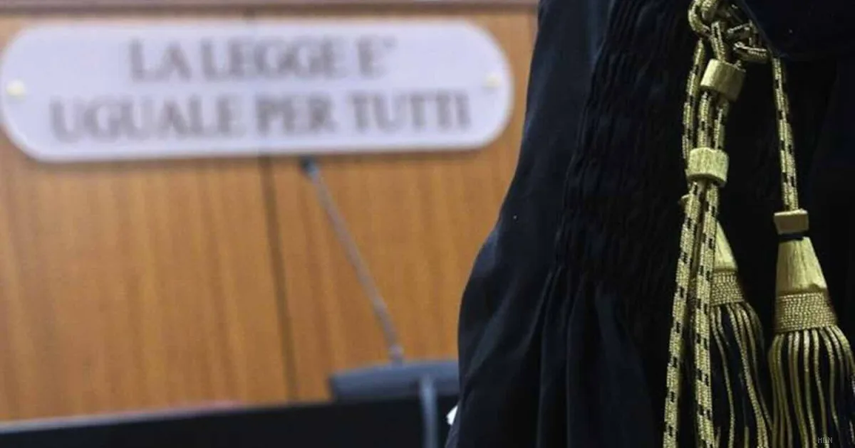 Morte del marito in India, tribunale di Milano non ci crede: donna condannata a pagare 7mila euro