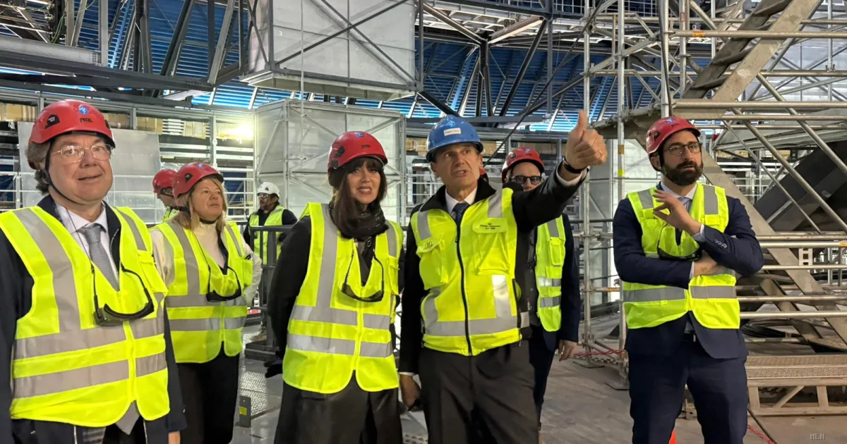 L'Italia punta sulla grande scienza: Bernini in Cile per il mega-telescopio europeo