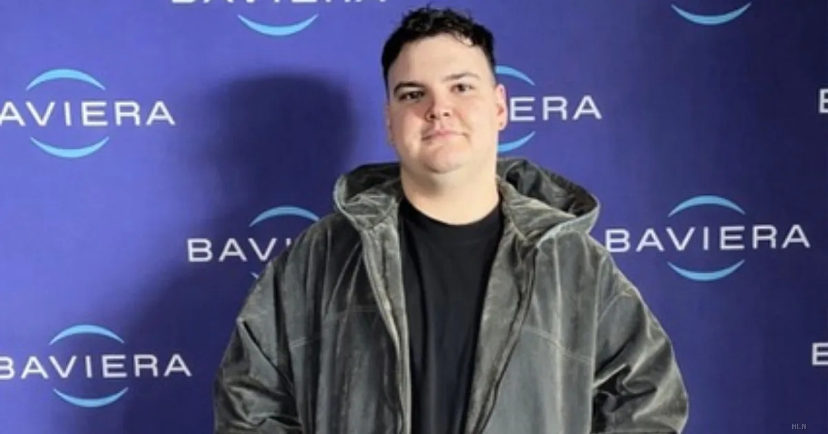 Addio agli occhiali: il coreografo Carlos Díaz Gandía si opera agli occhi per ballare libero