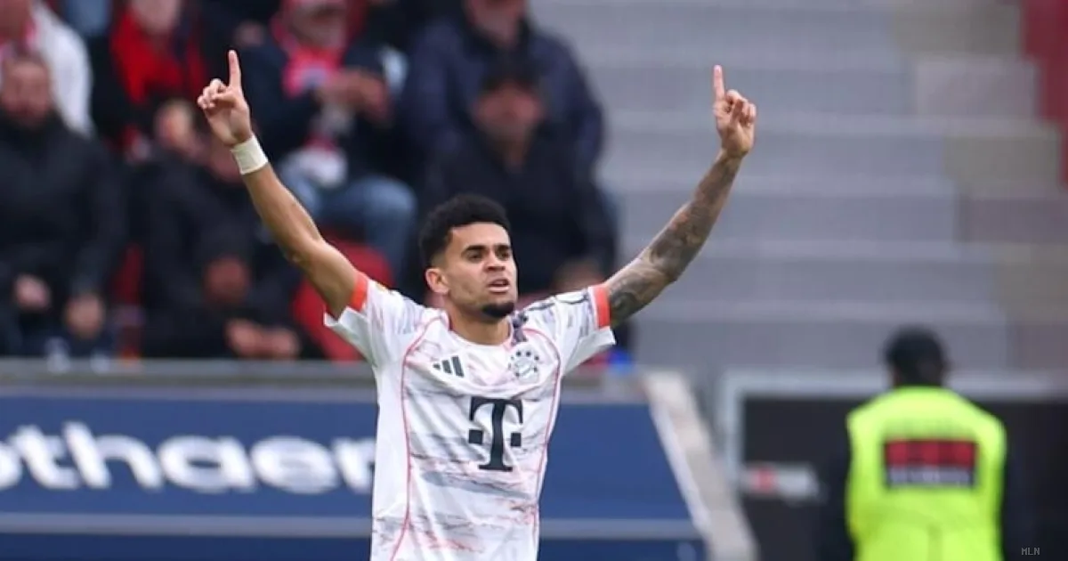 Bayern salva il pari a Leverkusen grazie a Diaz, Dortmund insegue a -9