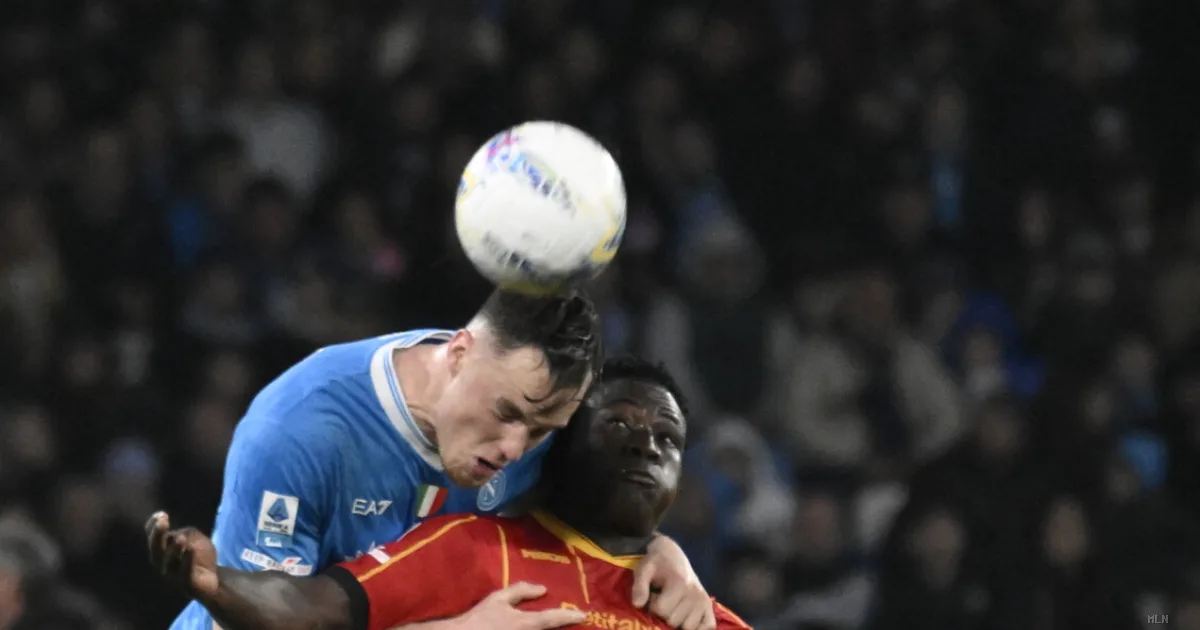 Lecce, malore durante Napoli: Banda collassa in campo all'88'