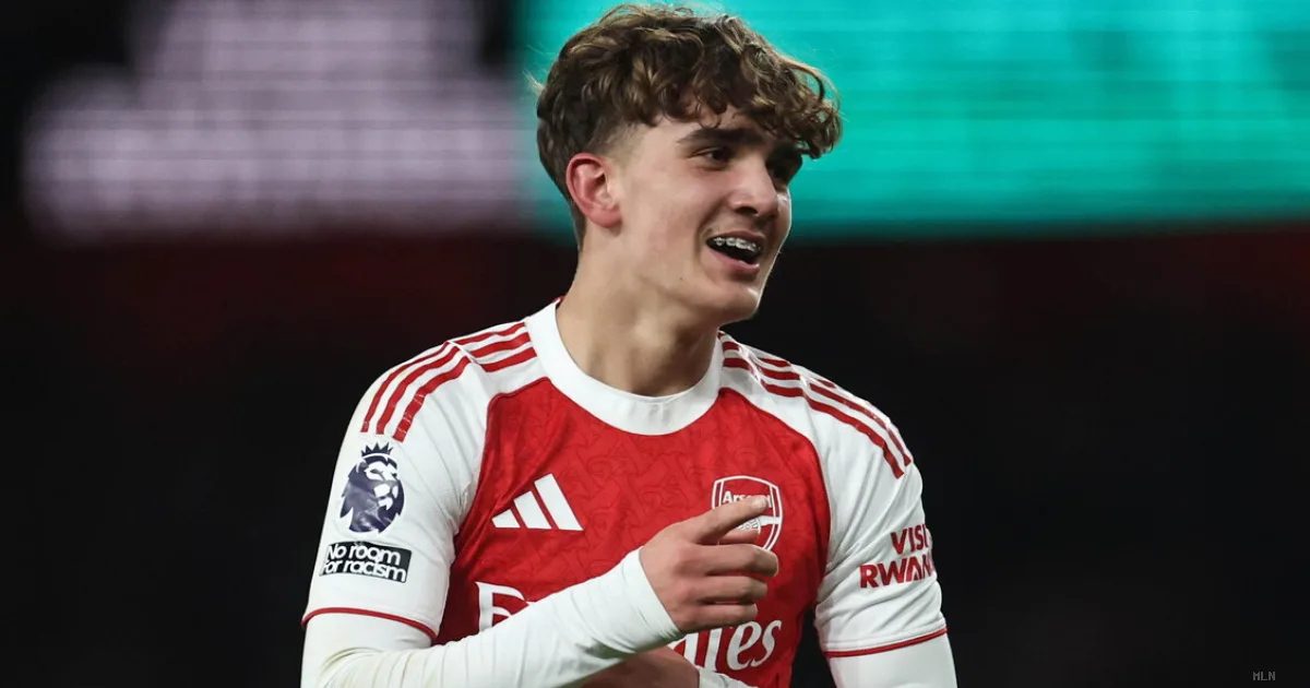 Arsenal dilaga in extremis, Dowman fa storia: a 16 anni il più giovane marcatore della Premier