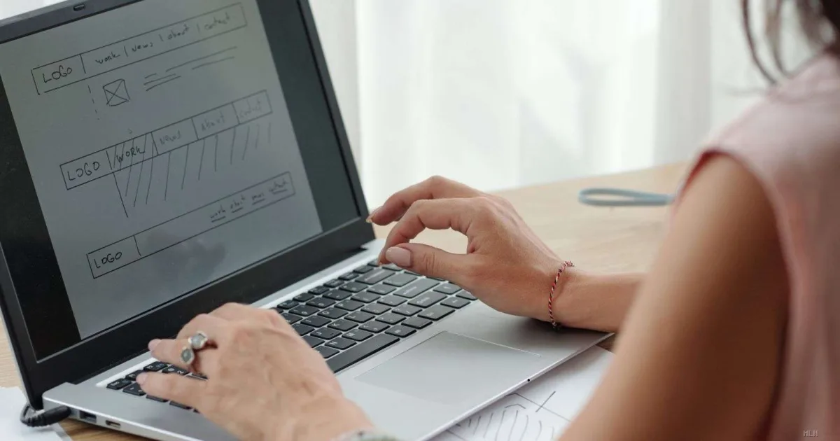 Siti web gratis il primo anno: IONOS sfida il mercato con WordPress e intelligenza artificiale