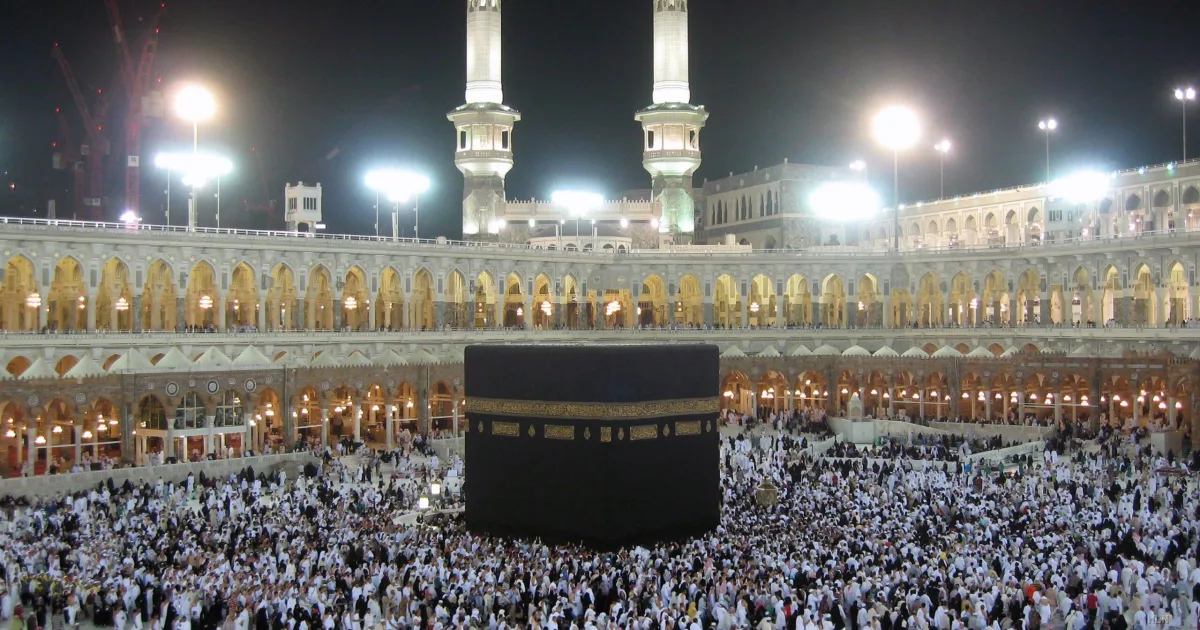 La Notte del Destino arriva il 16 marzo: il momento più sacro dell'Islam