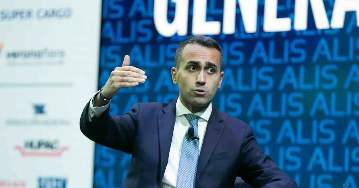 Di Maio scompare dalla scena mentre scoppia la guerra nel Golfo: la strana assenza del rappresentante Ue