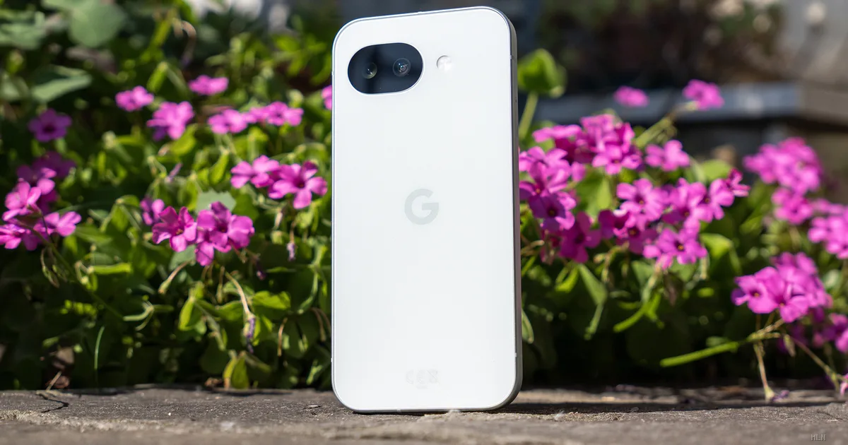 Pixel 10a sotto pressione: Google si mangia da sola con due rivali in casa