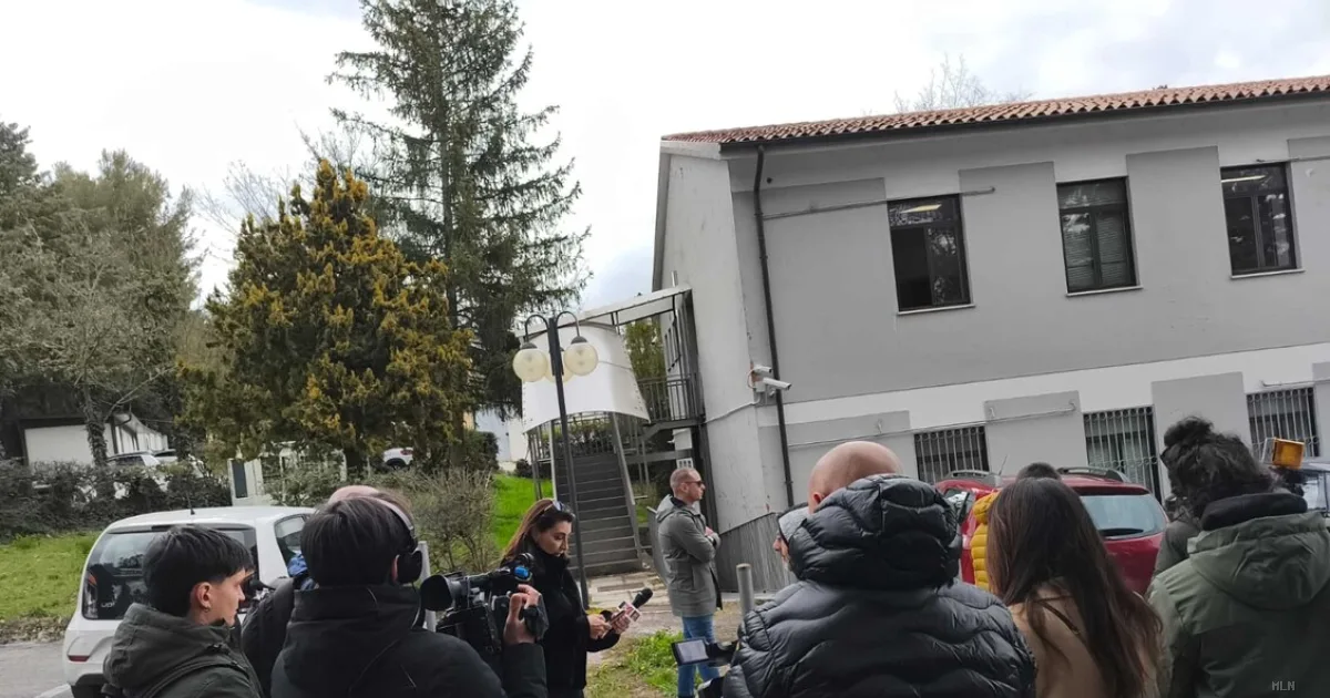 Caso famiglia nel bosco: ispettori ministeriali al Tribunale per i minorenni dell'Aquila