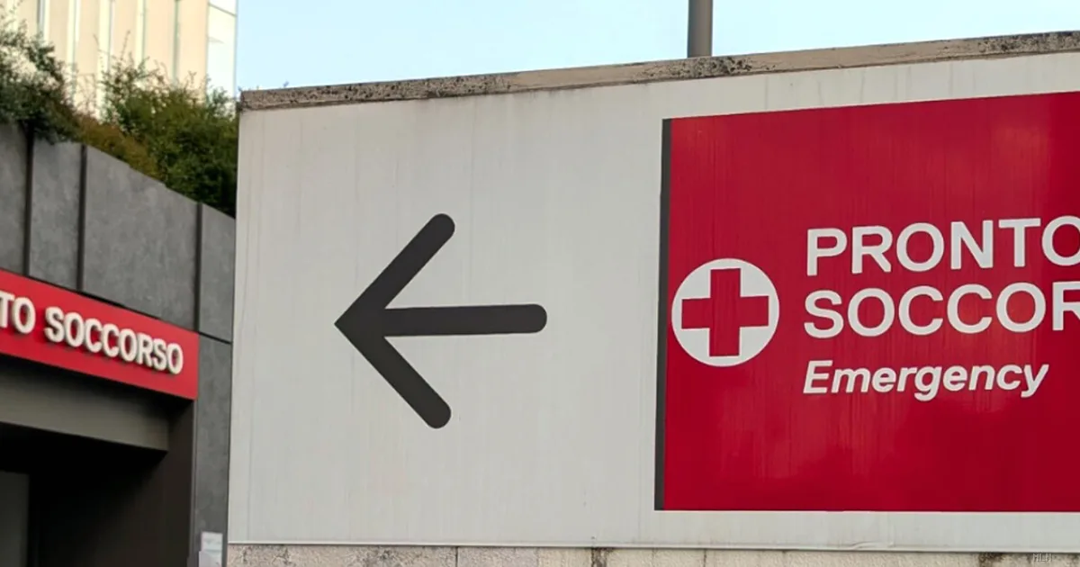 Dramma nel centro di Bologna: donna travolta da autobus in via Ugo Bassi