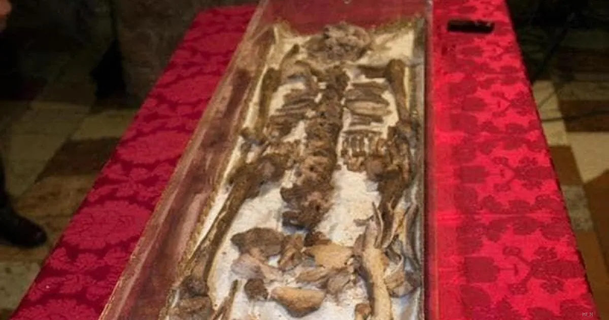 Assisi, chiudono le spoglie di San Francesco: oltre 370mila fedeli in un mese