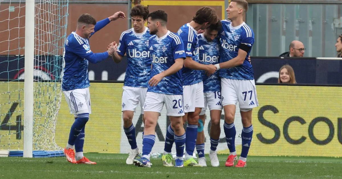 Como in trionfo: cinque gol e il quarto posto è realtà