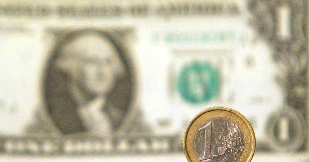 L'euro arretra sui mercati: il cambio scende sotto 1,15 dollari