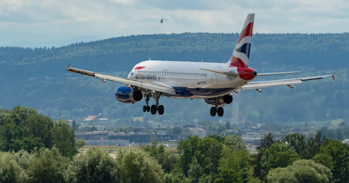 Morte in volo: passeggera deceduta, il corpo rimane 13 ore in un'area riscaldata. Caos su British Airways