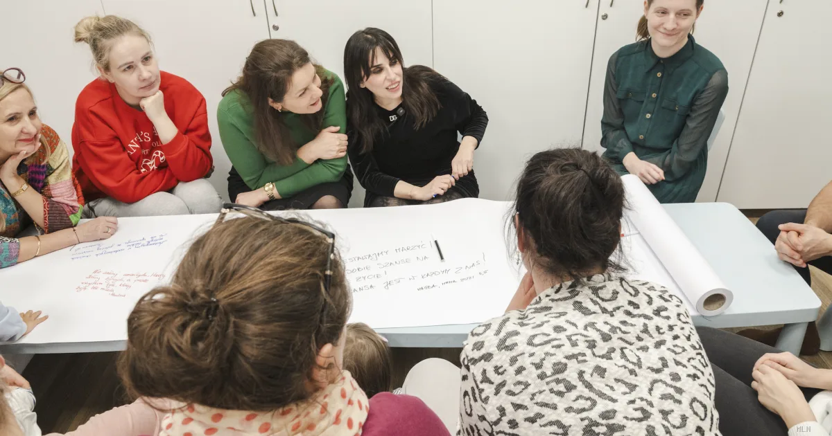 Marinella Senatore porta l'arte partecipativa a Venezia: il progetto per le famiglie vulnerabili in mostra alla Biennale