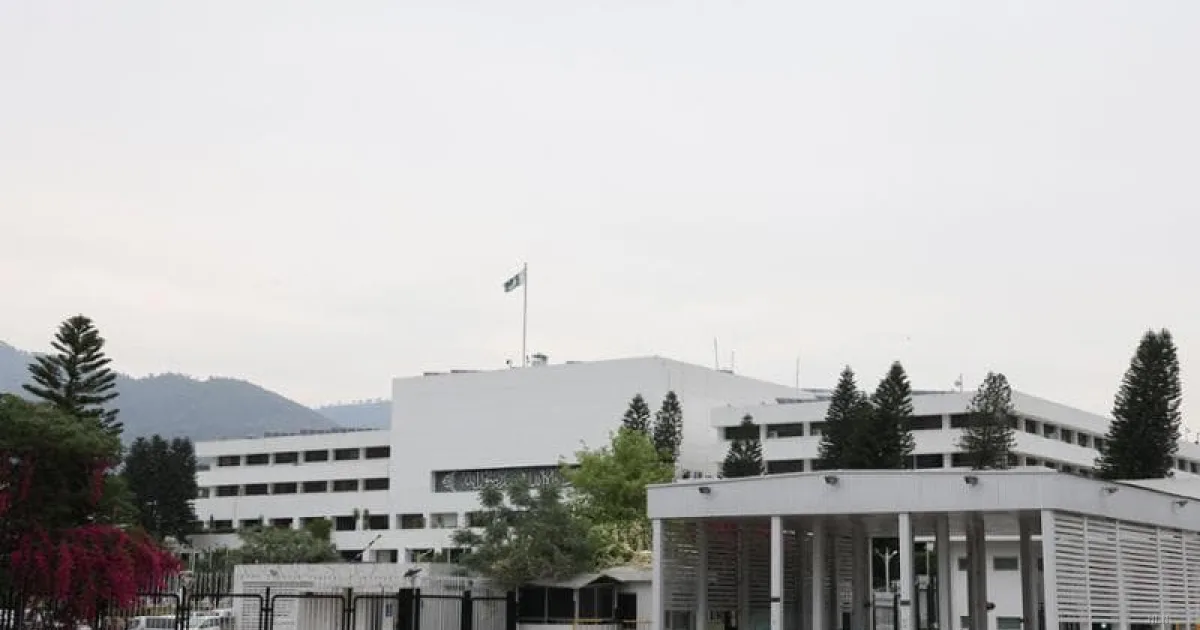 Pakistan mediatore tra Iran e Usa: l'ex ambasciatore spiega il ruolo cruciale di Islamabad