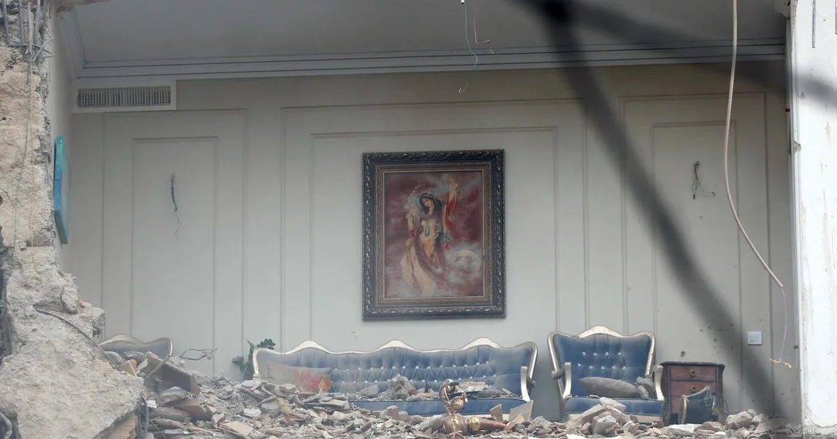 Guerra del Golfo, l'Iran minaccia Kharg e lo stretto di Hormuz mentre Trump parla di negoziati