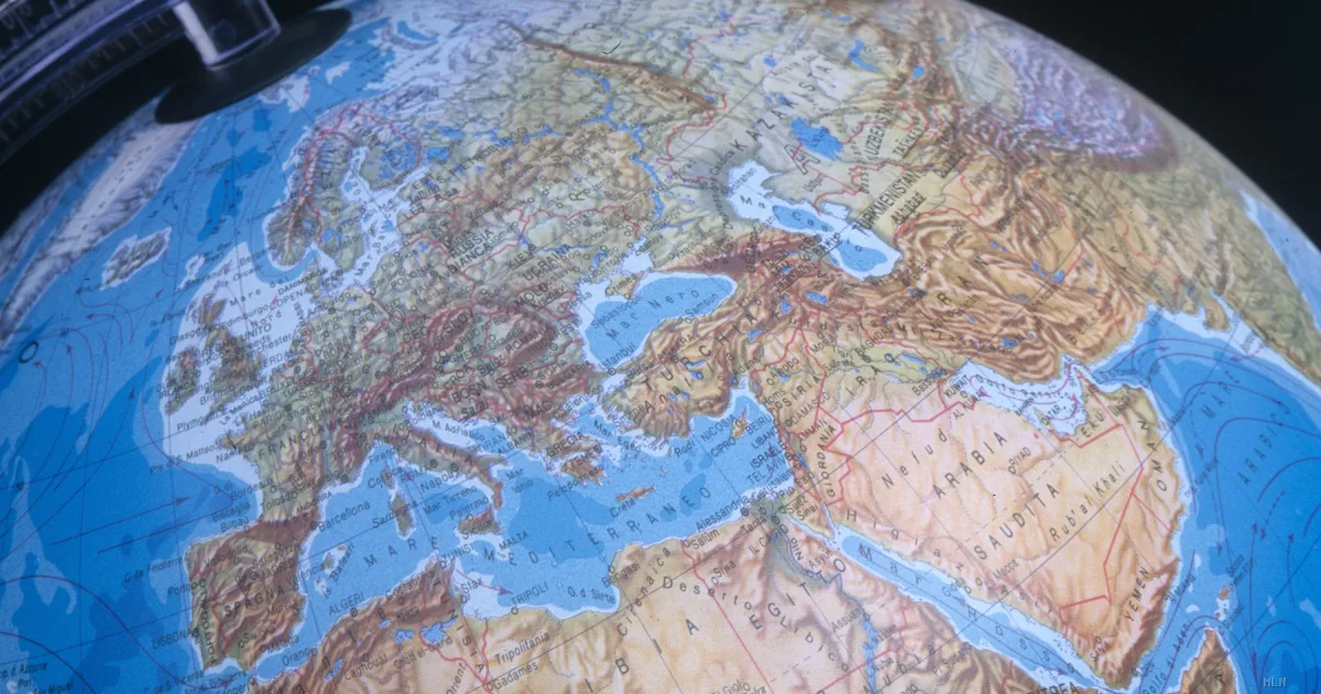 Le nuove guerre invisibili: come le potenze globali competono sul controllo delle infrastrutture