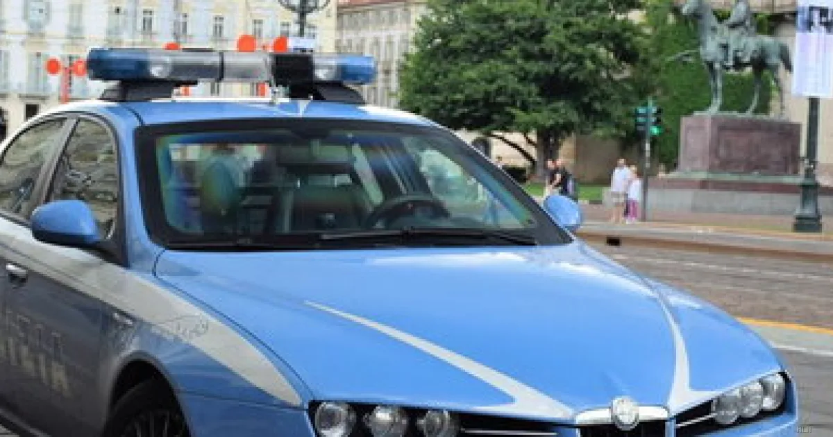 Torino, scappa dai domiciliari e si spaccia per il fratello in carcere: arrestato
