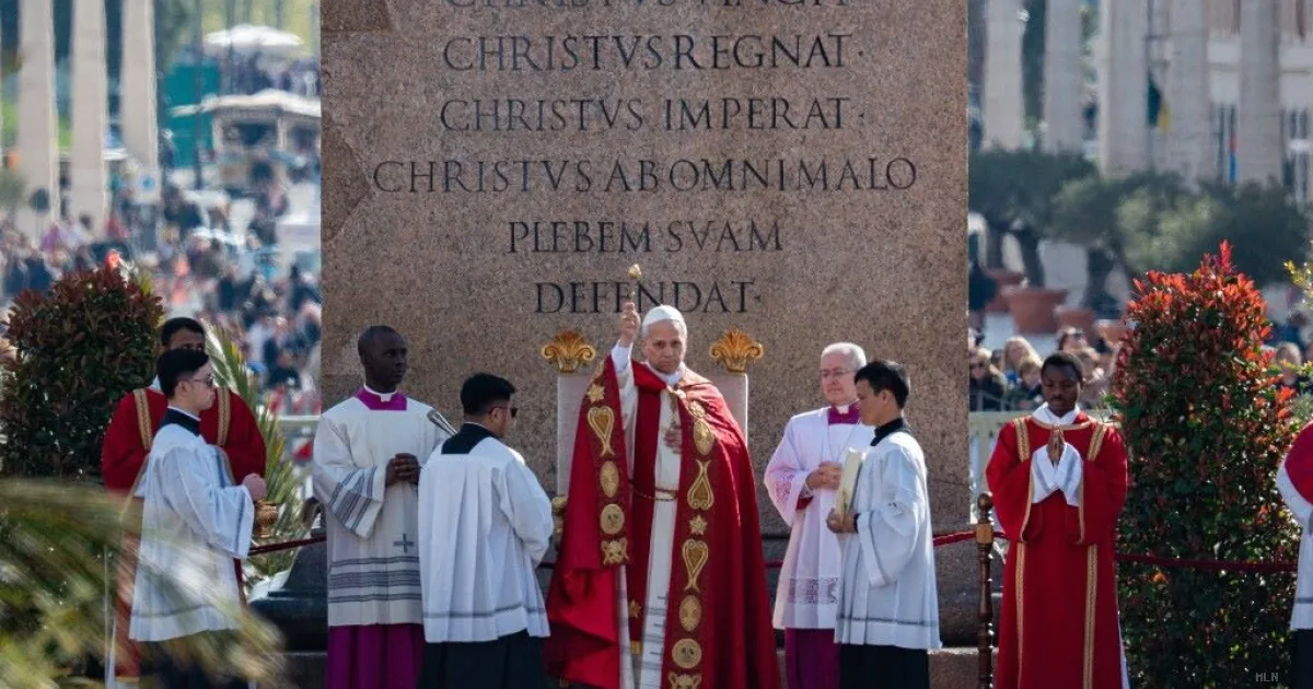 Scontro Trump-Papa: il presidente Usa critica Leone XIV sulla politica estera. Meloni insorge
