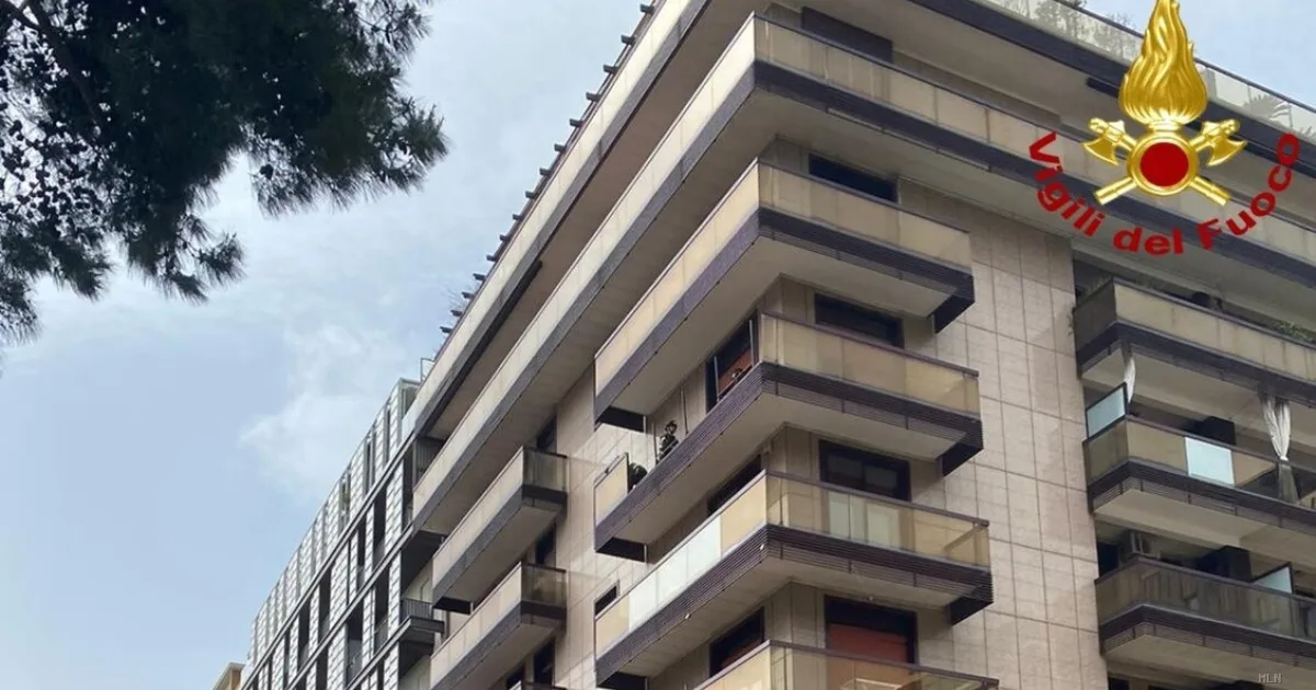 Scirocco violento nel Barese: decine di emergenze, salvata ringhiera da un quinto piano