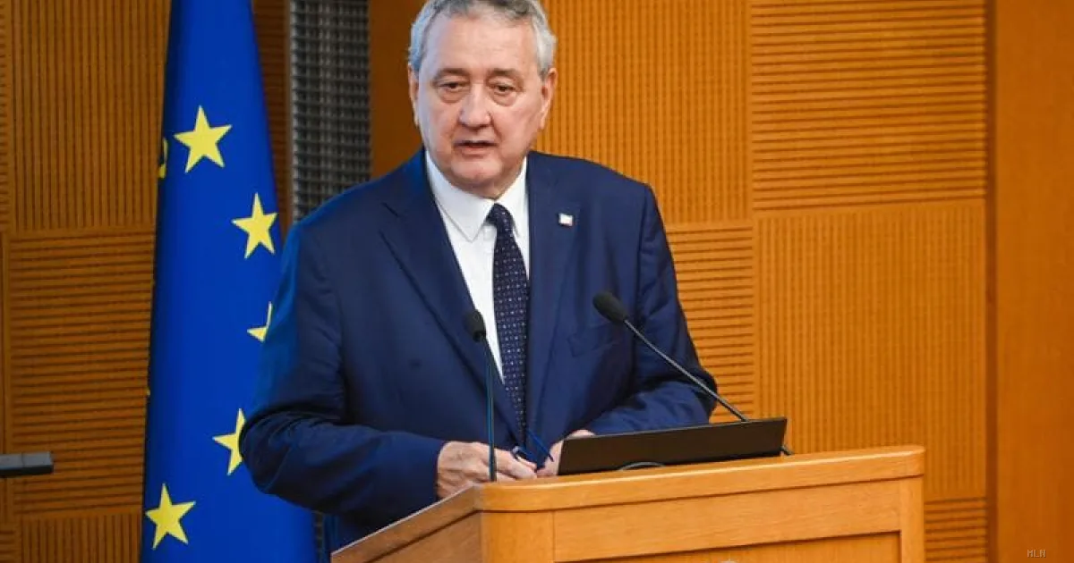 Barelli critica i Berlusconi e si dimette da capogruppo di Forza Italia